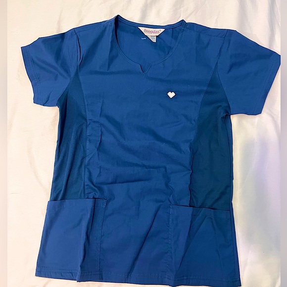 Authentic Cherokee scrubs - Picture 5 of 6